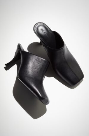 heeled mules